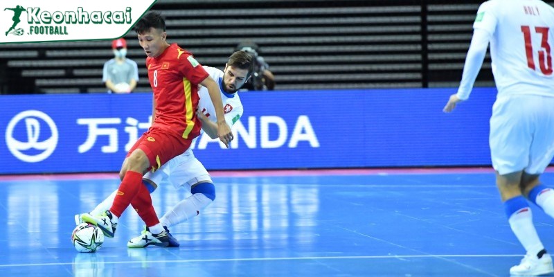 Luật đá Futsal cơ bản mà anh em không nên bỏ qua 4 Các lỗi bị phạt trong đá Futsal