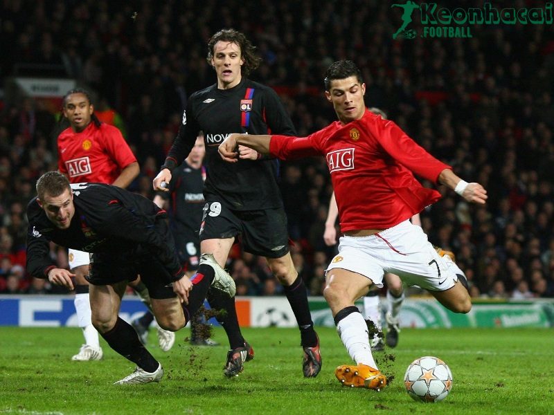 Soi kèo Lyon vs Manchester United - 2h00 ngày 11/4