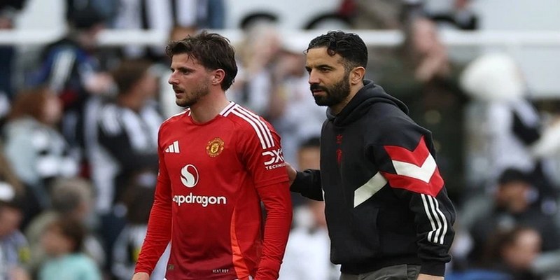 Mason Mount bị chỉ trích sau trận thua của Manchester United 3 Phản hồi của Mason Mount sau những lời chỉ trích