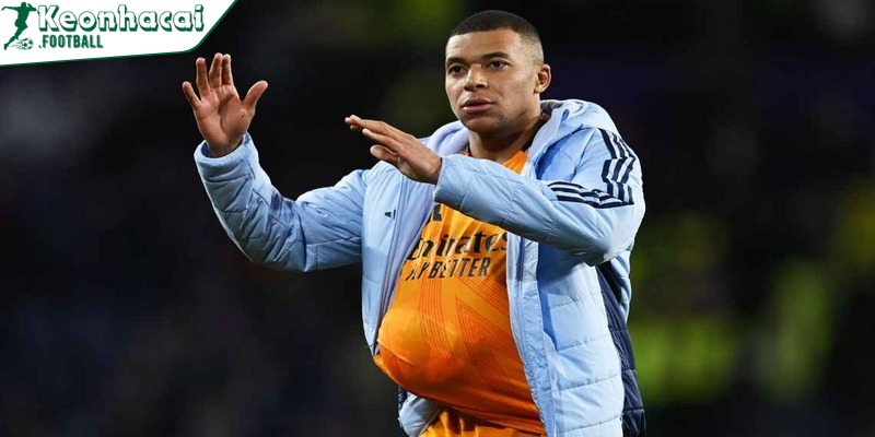 Mbappe rực sáng, Real Madrid thắng đậm WSG Tirol 4-0 trong trận giao hữu cuối hè 3 Những điểm sáng khác: Carreras ra mắt ấn tượng, Guler ngày càng trưởng thành