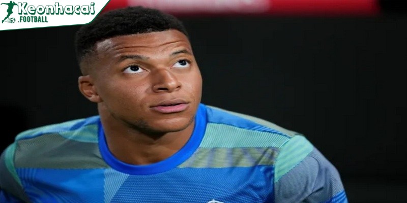 Kylian Mbappé bất ngờ dự đoán đội vô địch Ngoại hạng Anh mùa 2025/26 2 Kylian Mbappé không chỉ là ngôi sao sáng nhất của Real Madrid
