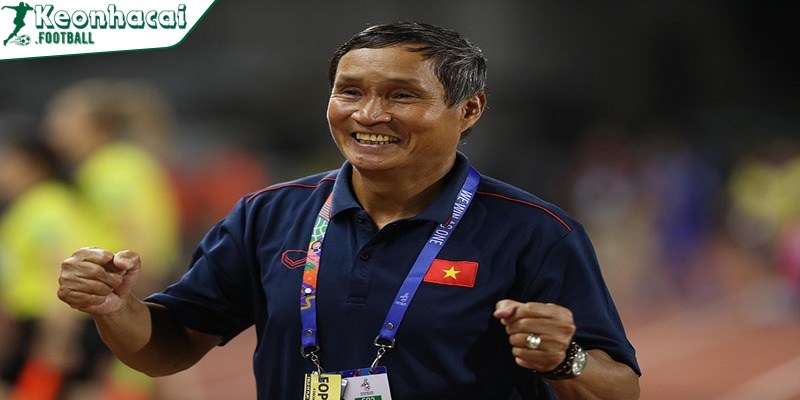 HLV Mai Đức Chung chia sẻ quá trình tập luyện gian khổ của ĐT nữ Việt Nam 3 Hướng tới SEA Games 2025: ĐT nữ Việt Nam rèn bản lĩnh giữ vững ngôi hậu
