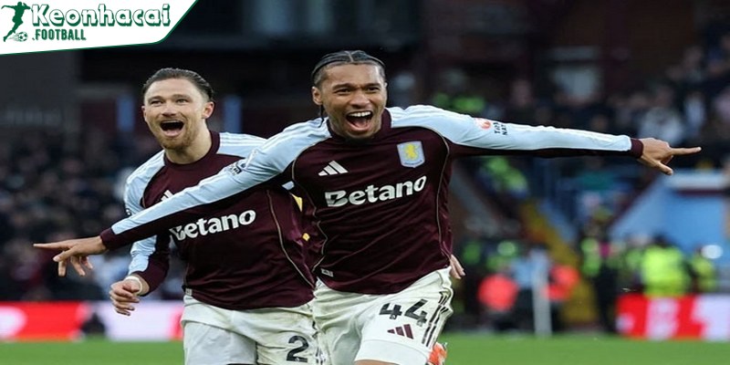 Arsenal và Man City tiếp tục bám đuổi quyết liệt