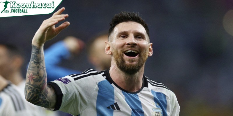 Lương cầu thủ Messi bao nhiêu 1 tuần gây tò mò