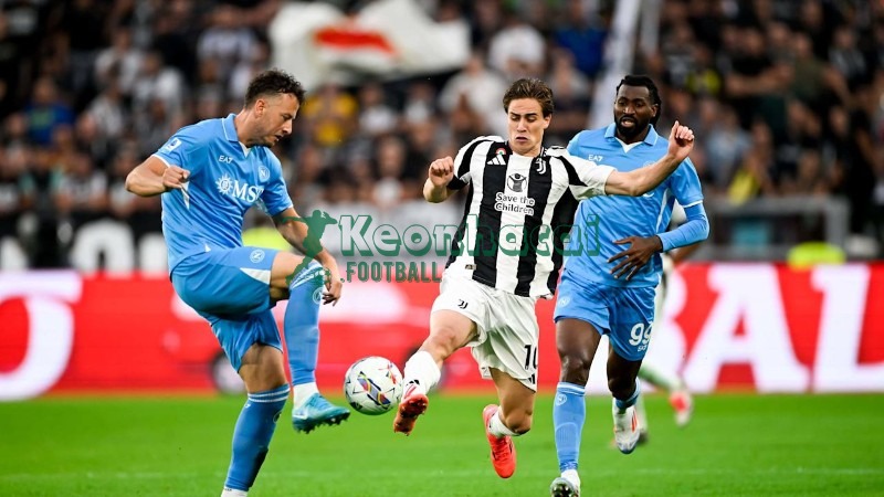 Soi kèo Napoli vs Juventus - 2h45 ngày 08/12 