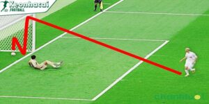 Penalty được công nhận khi chân sút phạm lỗi với đội bạn